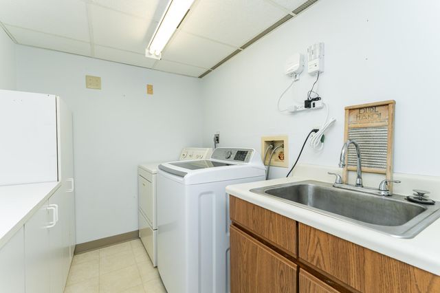 121 14th Street NE 204, Rochester, MN 55906