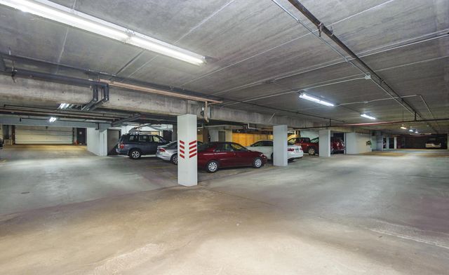 121 14th Street NE 204, Rochester, MN 55906