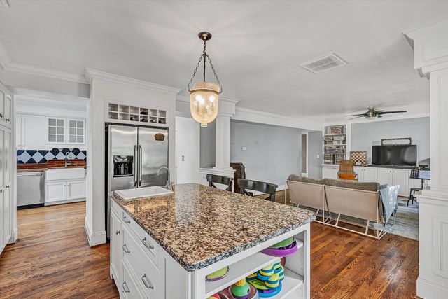 2410 Cornwallis AVE SE, Roanoke, VA 24014