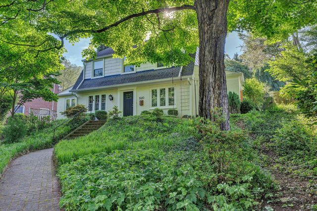 2410 Cornwallis AVE SE, Roanoke, VA 24014