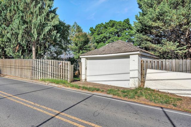 2410 Cornwallis AVE SE, Roanoke, VA 24014