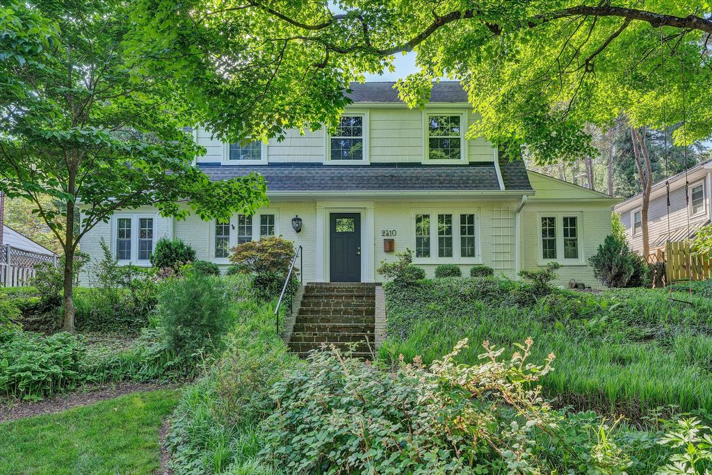 2410 Cornwallis AVE SE, Roanoke, VA 24014