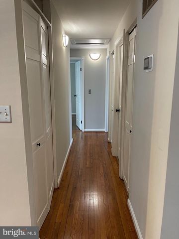 4502 CUB RUN RD, Chantilly, VA 20151