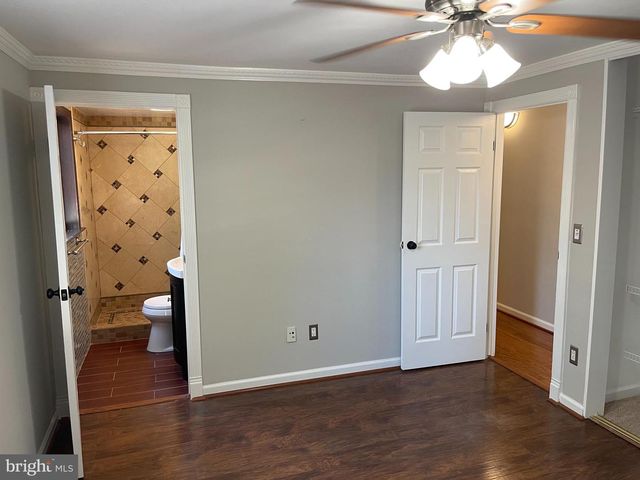 4502 CUB RUN RD, Chantilly, VA 20151