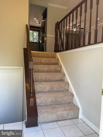 4502 CUB RUN RD, Chantilly, VA 20151