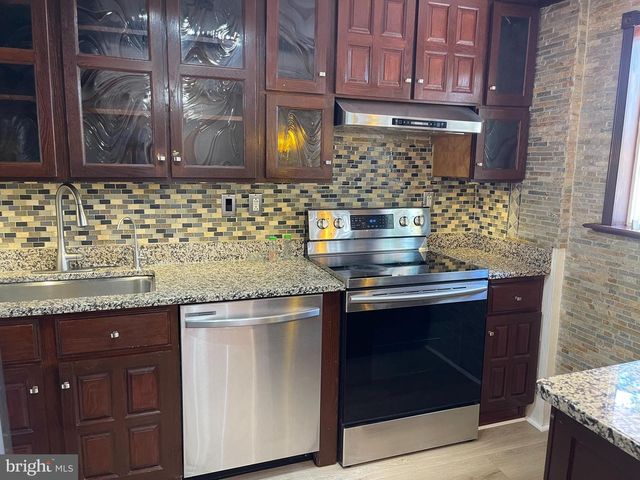 4502 CUB RUN RD, Chantilly, VA 20151