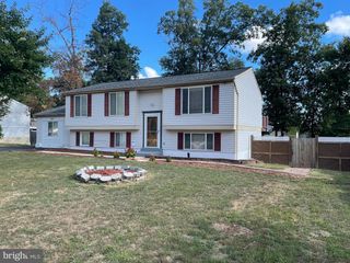 4502 CUB RUN RD, Chantilly, VA 20151