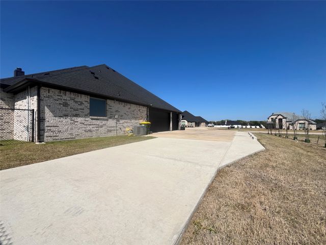 460 Tristin Lane, Waxahachie, TX 75167