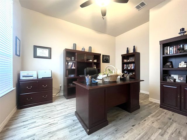 460 Tristin Lane, Waxahachie, TX 75167