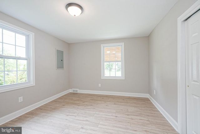 412 W CEDAR AVE, Oaklyn, NJ 08107