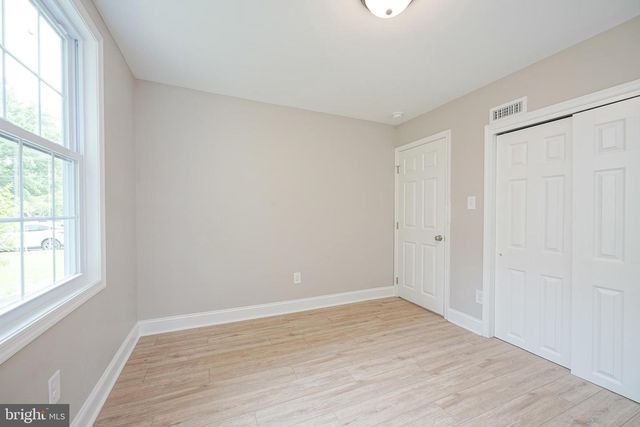 412 W CEDAR AVE, Oaklyn, NJ 08107