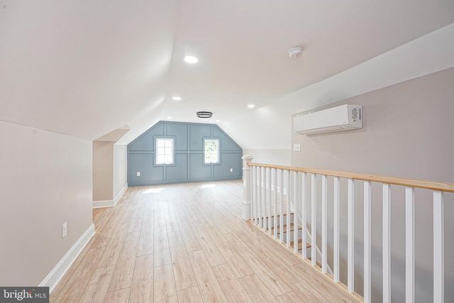 412 W CEDAR AVE, Oaklyn, NJ 08107