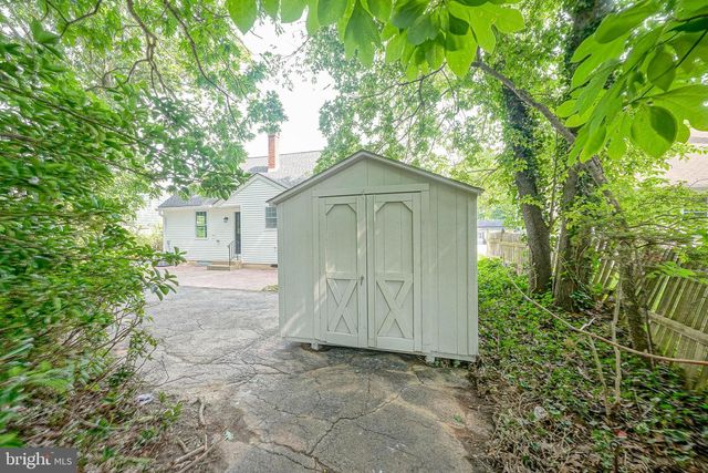 412 W CEDAR AVE, Oaklyn, NJ 08107