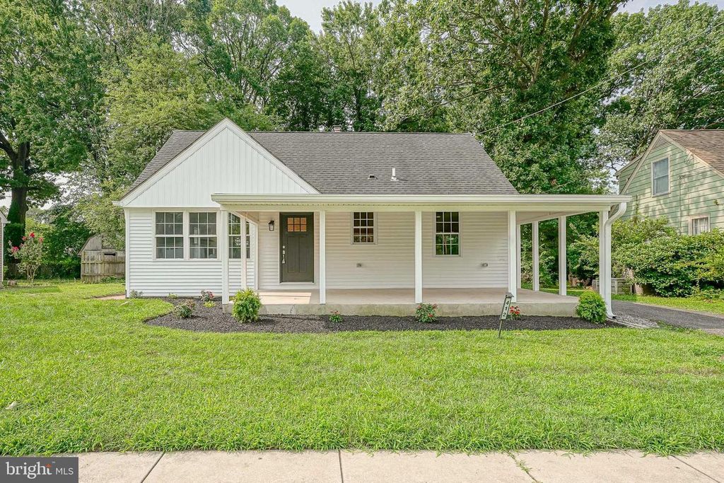 412 W CEDAR AVE, Oaklyn, NJ 08107