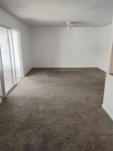 570 BAHIA CIRCLE B, Ocala, FL 34472