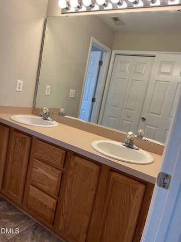 2797 Clifton Avenue, Creedmoor, NC 27522