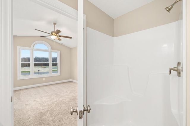 1365 Deer Ridge Lane, Ontario, OH 44906