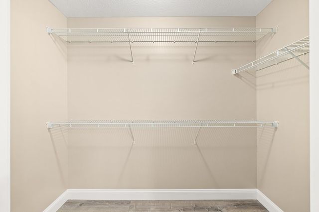 1365 Deer Ridge Lane, Ontario, OH 44906