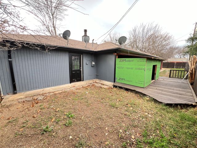 213 Alexander Court, Irving, TX 75061