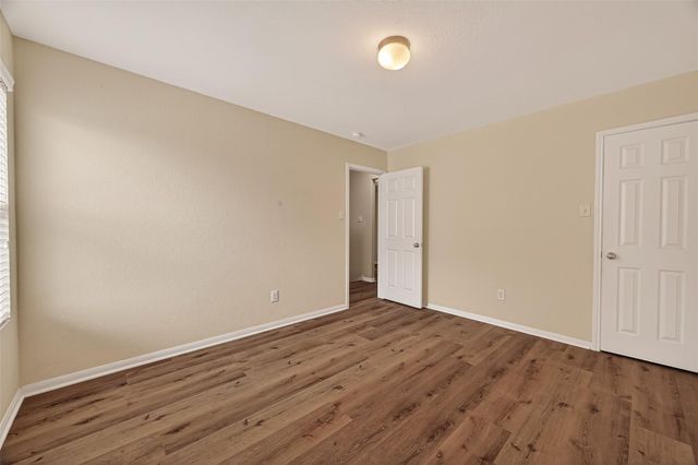 15319 Meandering Post Trail, Houston, TX 77044