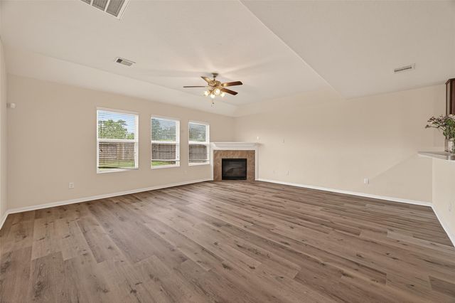 15319 Meandering Post Trail, Houston, TX 77044