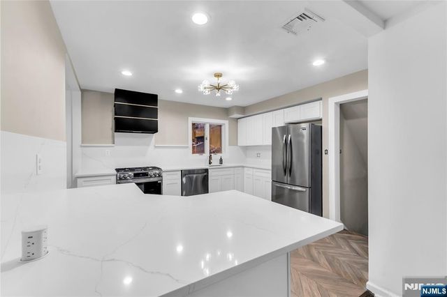 1011 Washington Avenue, Old Tappan, NJ 07675