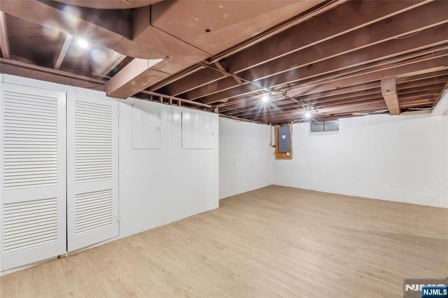 1011 Washington Avenue, Old Tappan, NJ 07675