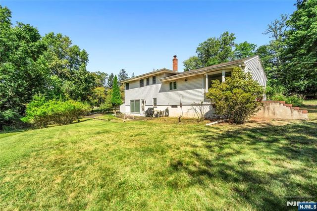 1011 Washington Avenue, Old Tappan, NJ 07675