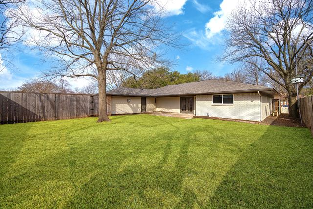 2716 Grandview Drive, Plano, TX 75075