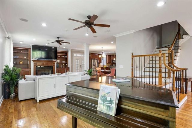 5 SE Laurchris Drive, Rome, GA 30161