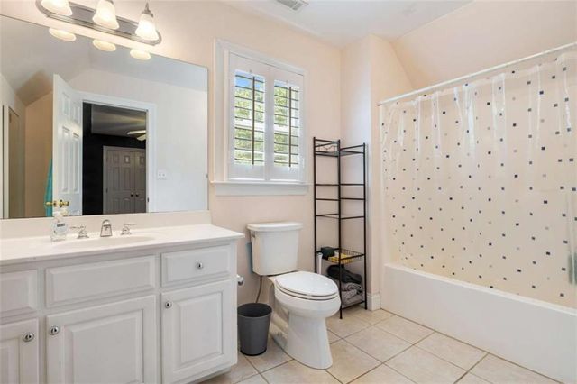 5 SE Laurchris Drive, Rome, GA 30161