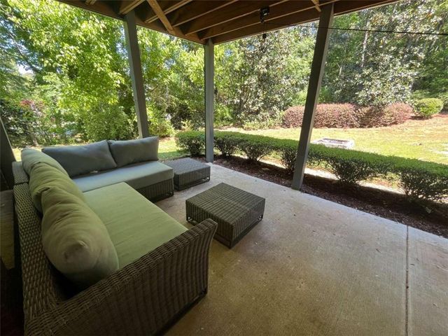 5 SE Laurchris Drive, Rome, GA 30161