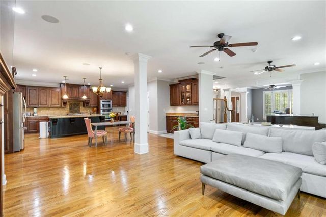 5 SE Laurchris Drive, Rome, GA 30161