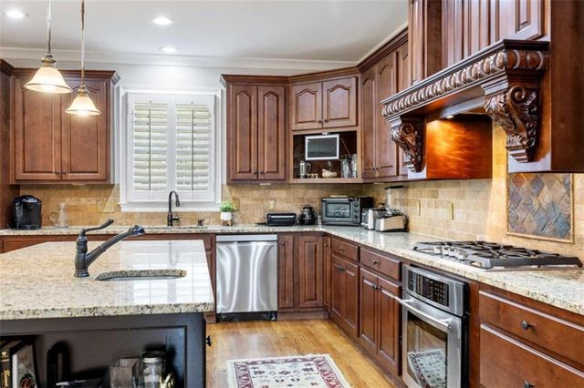 5 SE Laurchris Drive, Rome, GA 30161