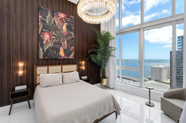 485 Brickell Avenue 2808, Miami, FL 33131