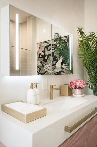 485 Brickell Avenue 2808, Miami, FL 33131