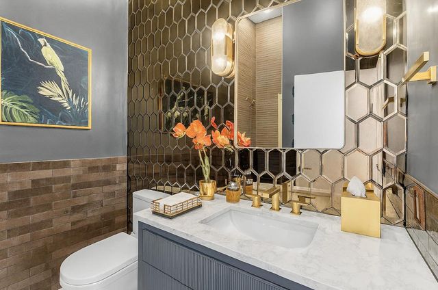 485 Brickell Avenue 2808, Miami, FL 33131