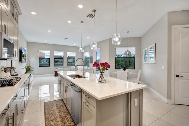 11965 S Baypoint Circle, Parkland, FL 33076