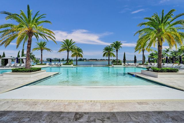 11965 S Baypoint Circle, Parkland, FL 33076