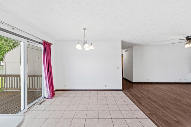 2211 S Ohio St, Salina, KS 67401