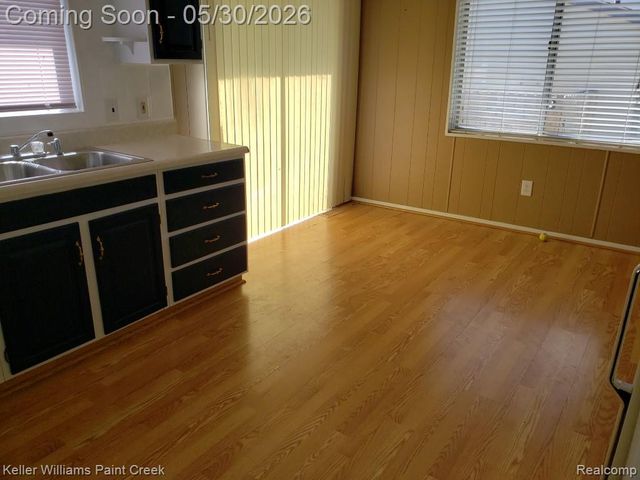 1867 Rustic Lane, Keego Harbor, MI 48320
