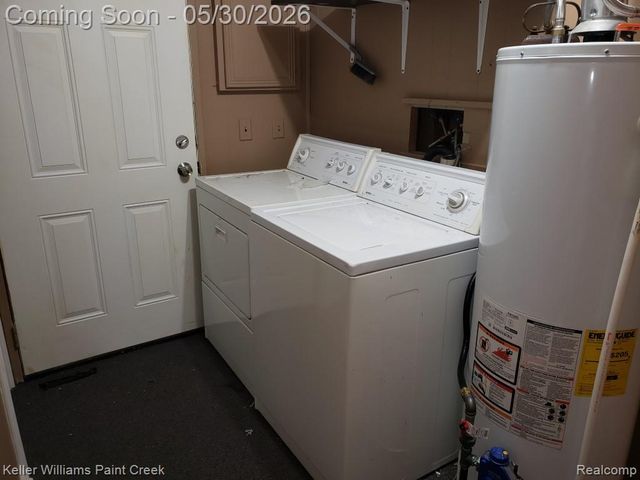 1867 Rustic Lane, Keego Harbor, MI 48320