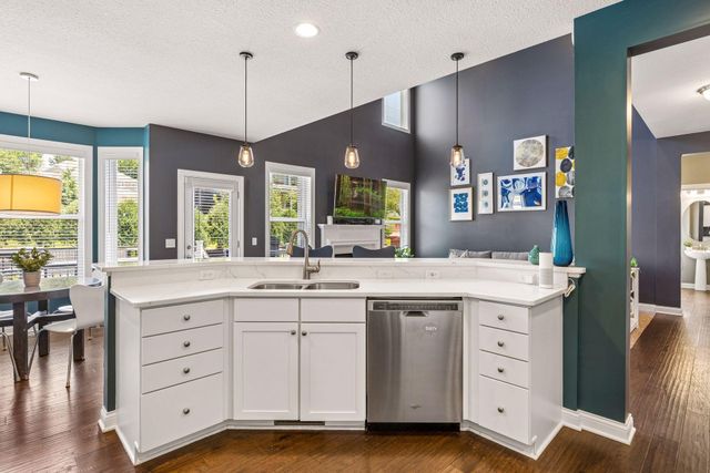 5090 Kimberly Lane N, Plymouth, MN 55446