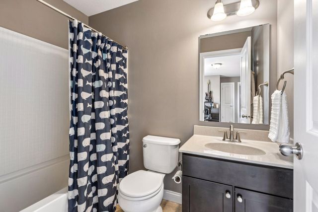5090 Kimberly Lane N, Plymouth, MN 55446