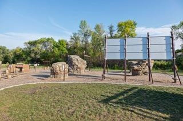 5090 Kimberly Lane N, Plymouth, MN 55446