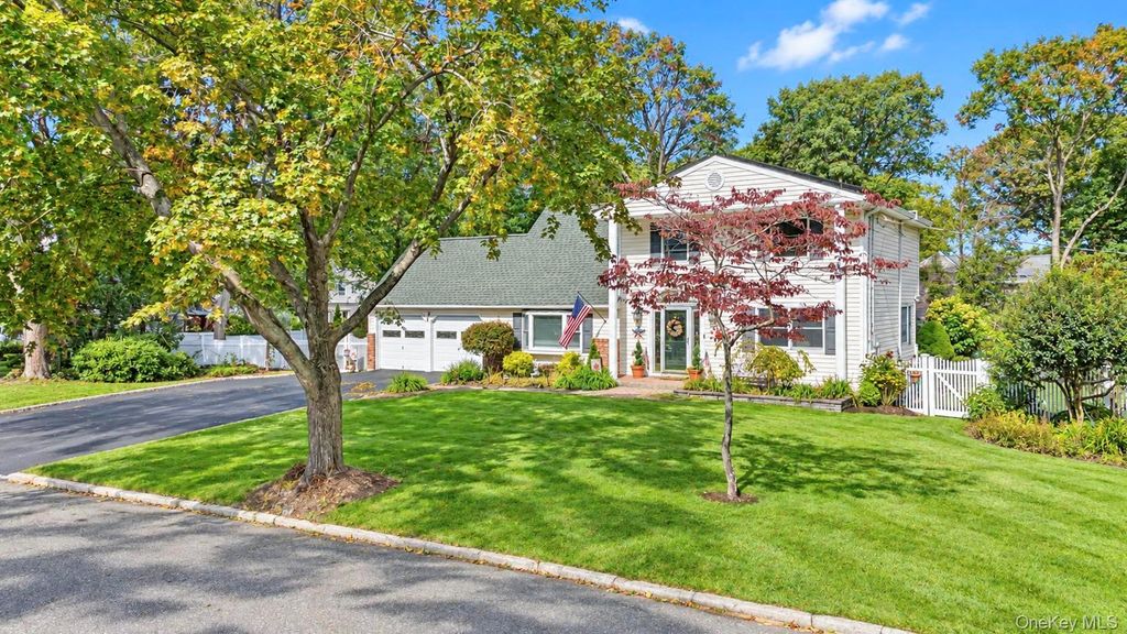1 Porpoise Drive, Centereach, NY 11720 — photo 5