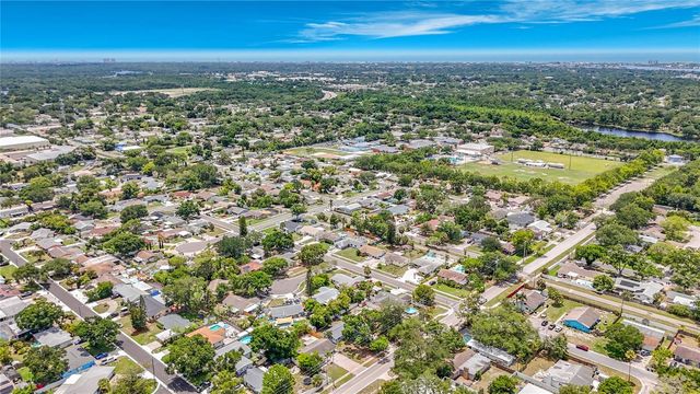 1090 16TH AVENUE SW, Largo, FL 33770