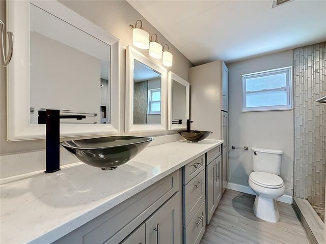 1090 16TH AVENUE SW, Largo, FL 33770