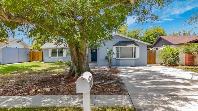1090 16TH AVENUE SW, Largo, FL 33770