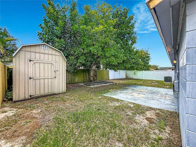 1090 16TH AVENUE SW, Largo, FL 33770